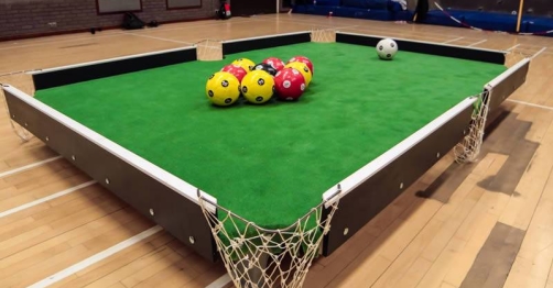 Footpool table